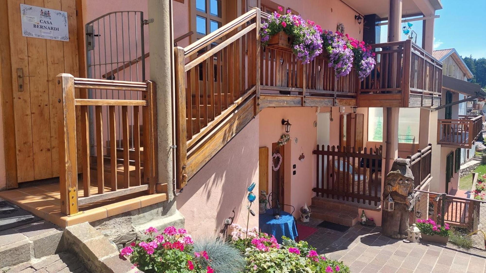 L'Antica Canonica Di Casa Bernardi, Wi-Fi Posto Auto Pet Friendly Trento Exterior photo